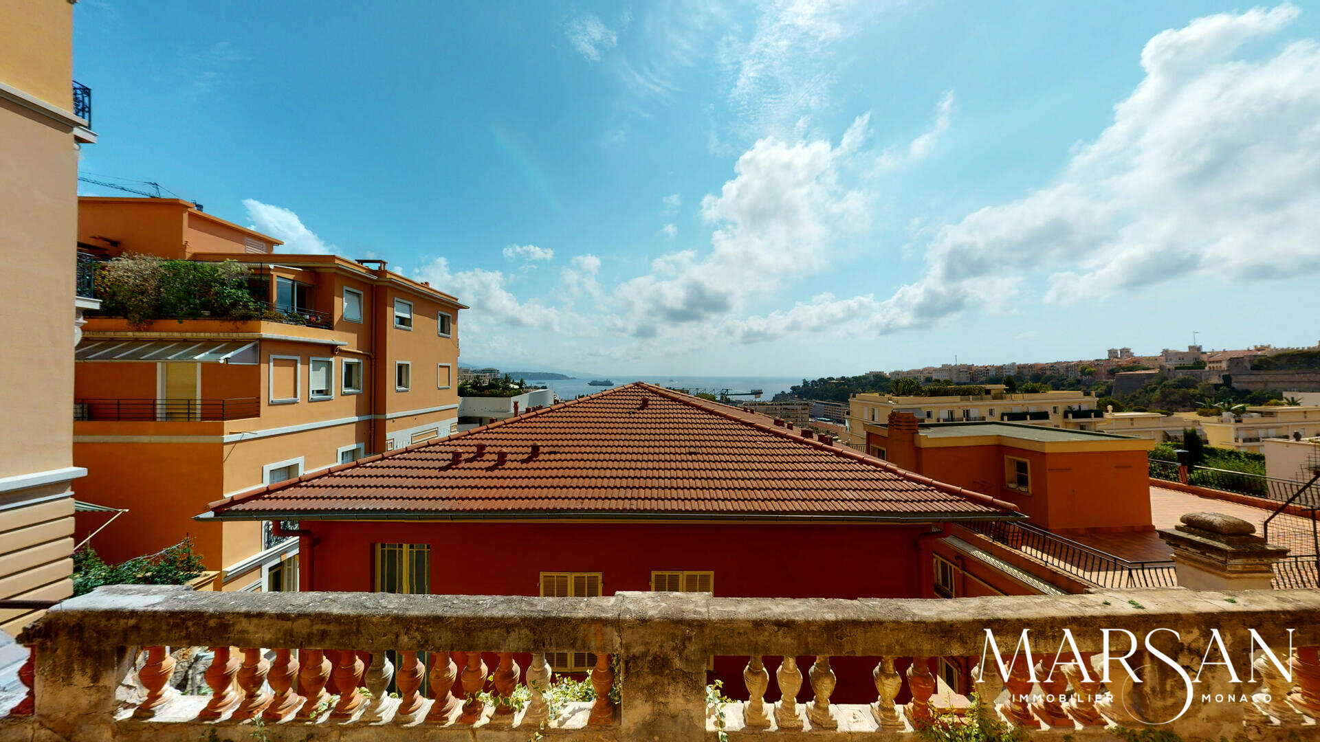 3 PIÈCES À LA VENTE - IMMEUBLE BOURGEOIS