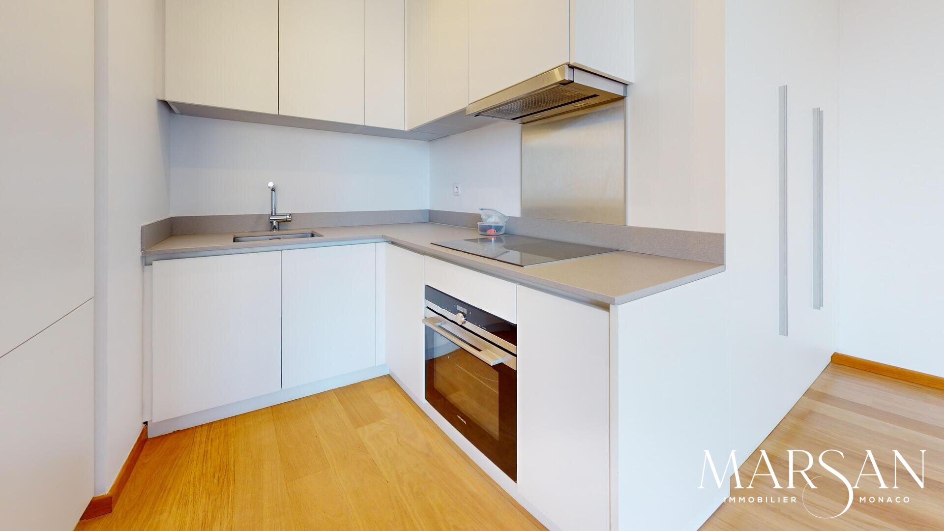 1 BEDROOM APARTMENT FOR RENT IN THE CARRÉ D'OR - LE SAINT ANDRÉ