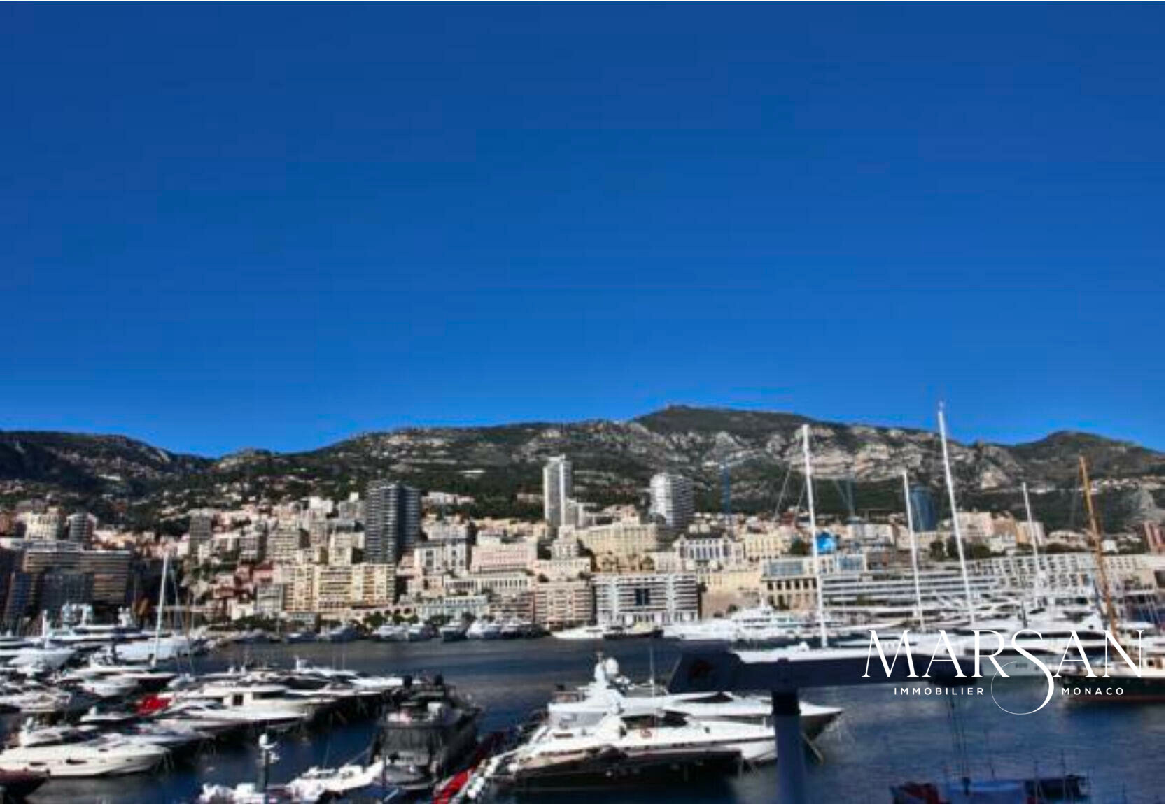 Appartement de 3 pièces avec cave - Front de Quai Antoine 1er - Vue Port Hercule & Monte-Carlo