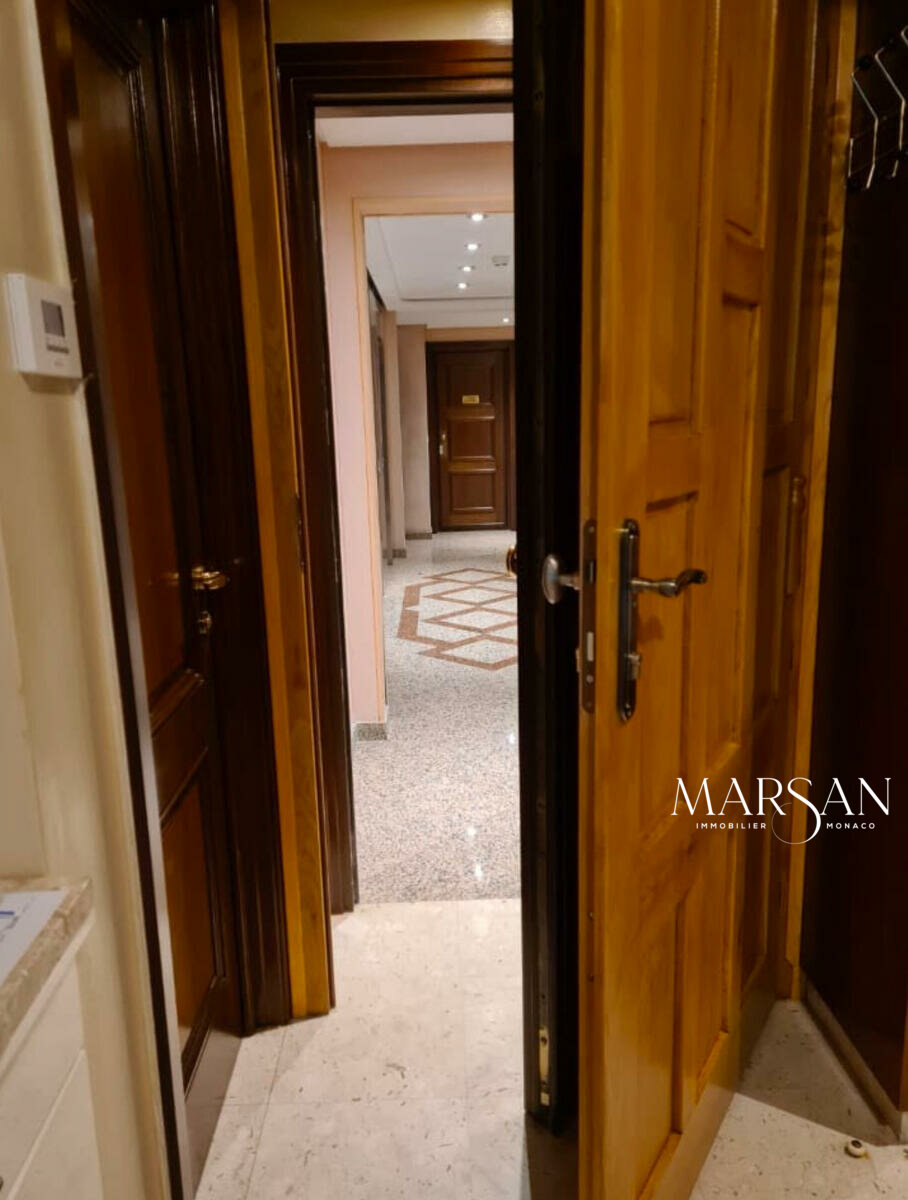 STUDIO INCANTEVOLE CON GIARDINO PRIVATO - BEVERLY PALACE