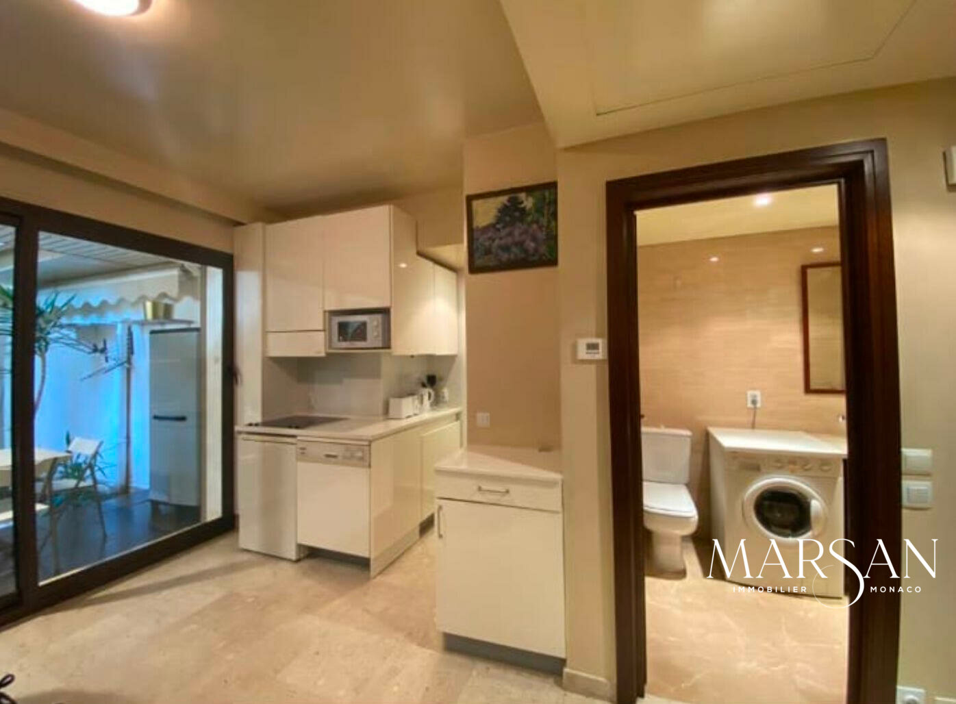 STUDIO INCANTEVOLE CON GIARDINO PRIVATO - BEVERLY PALACE