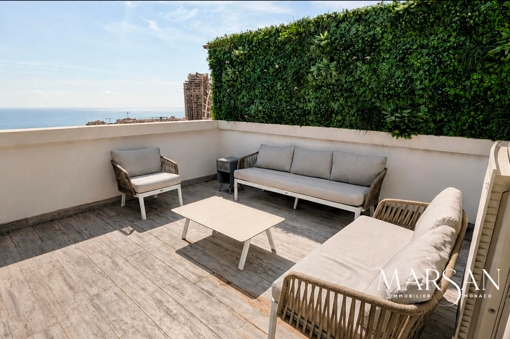 VILLA CAPRICE - TRIPLEX AVEC TERRASSE ROOF TOP - BEAUSOLEIL