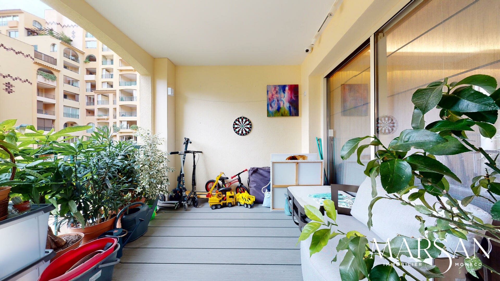 MAGNIFICO APPARTAMENTO CON 4 CAMERE DA LETTO A FONTVIEILLE - CICLADI