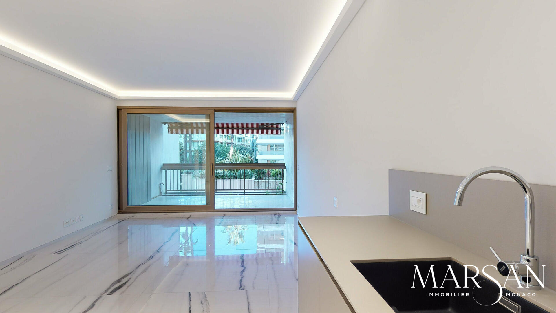 3 PIECES AU PARK PALACE RÉNOVÉ AVEC GOÛT