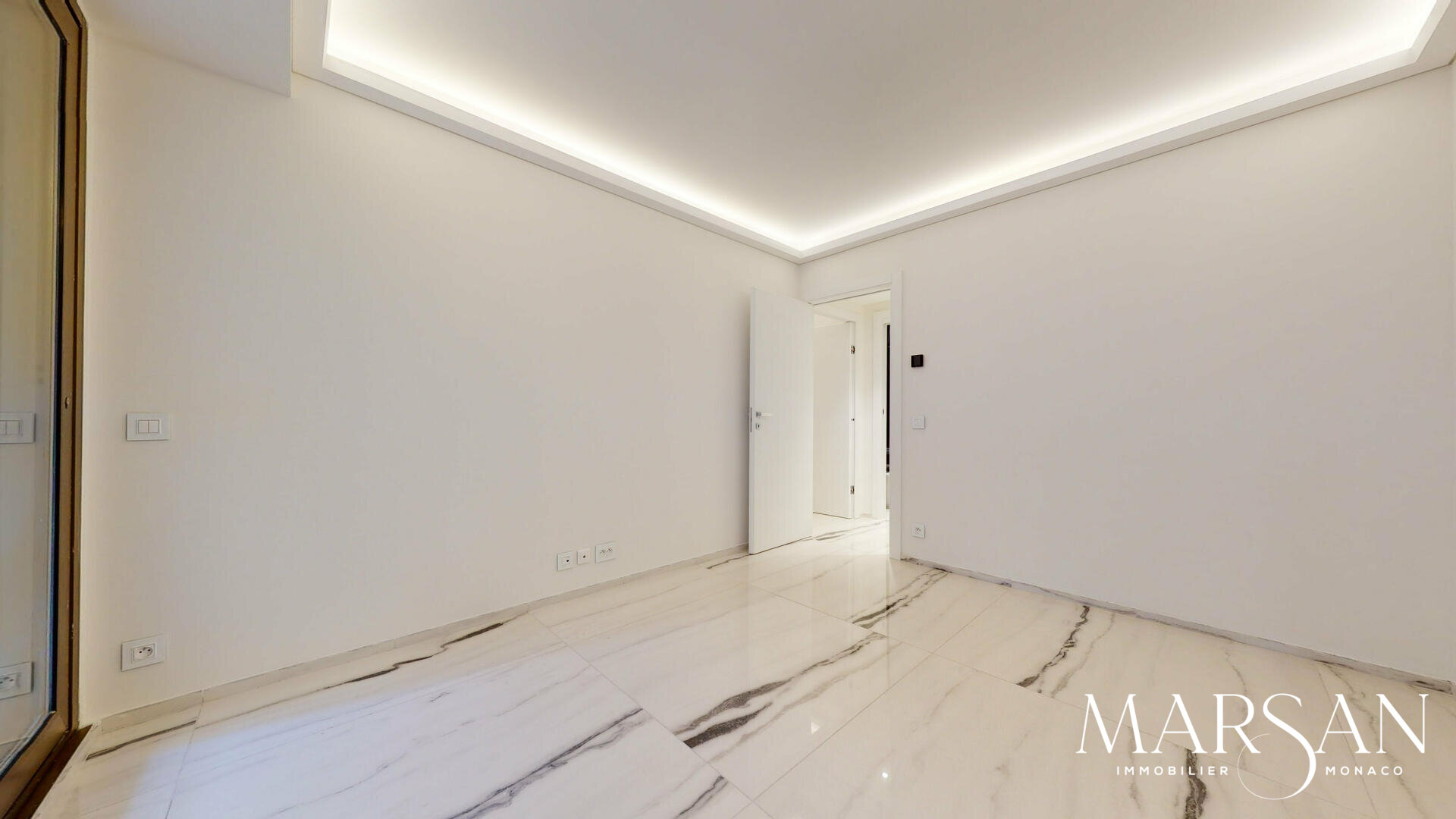 3 PIECES AU PARK PALACE RÉNOVÉ AVEC GOÛT