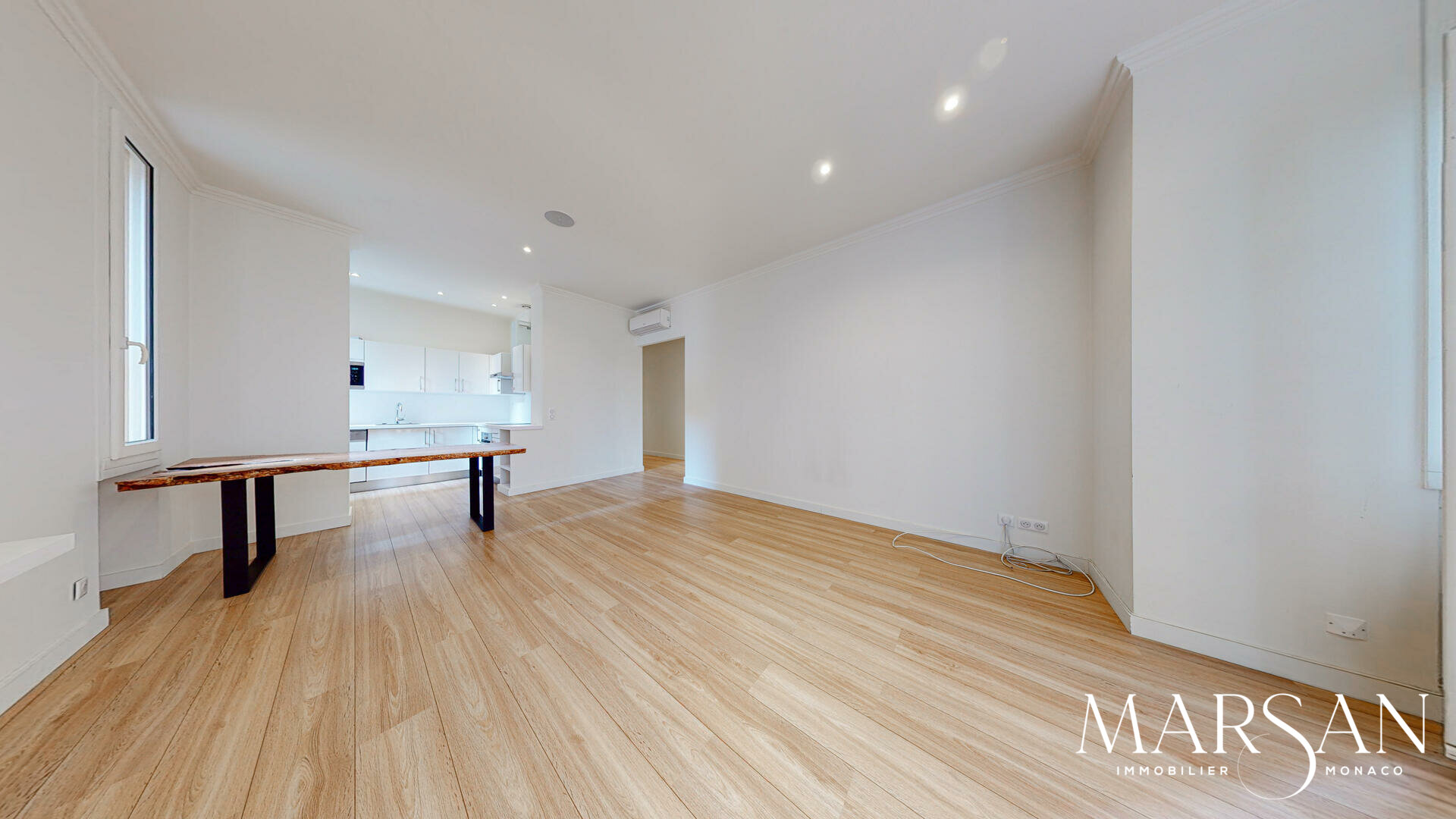 BEAUTIFUL 4-ROOM APARTMENT - LARVOTTO - UNDER LAW 887