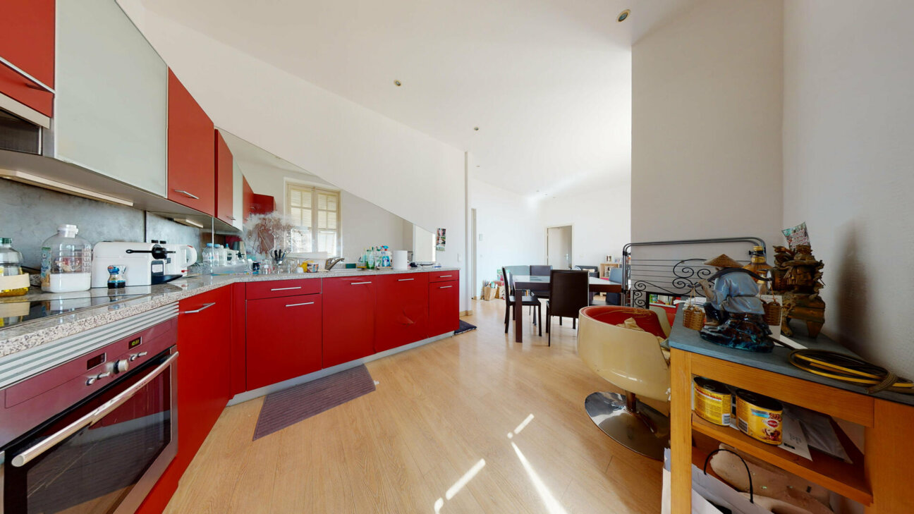 3 PIÈCES À LA VENTE - IMMEUBLE BOURGEOIS