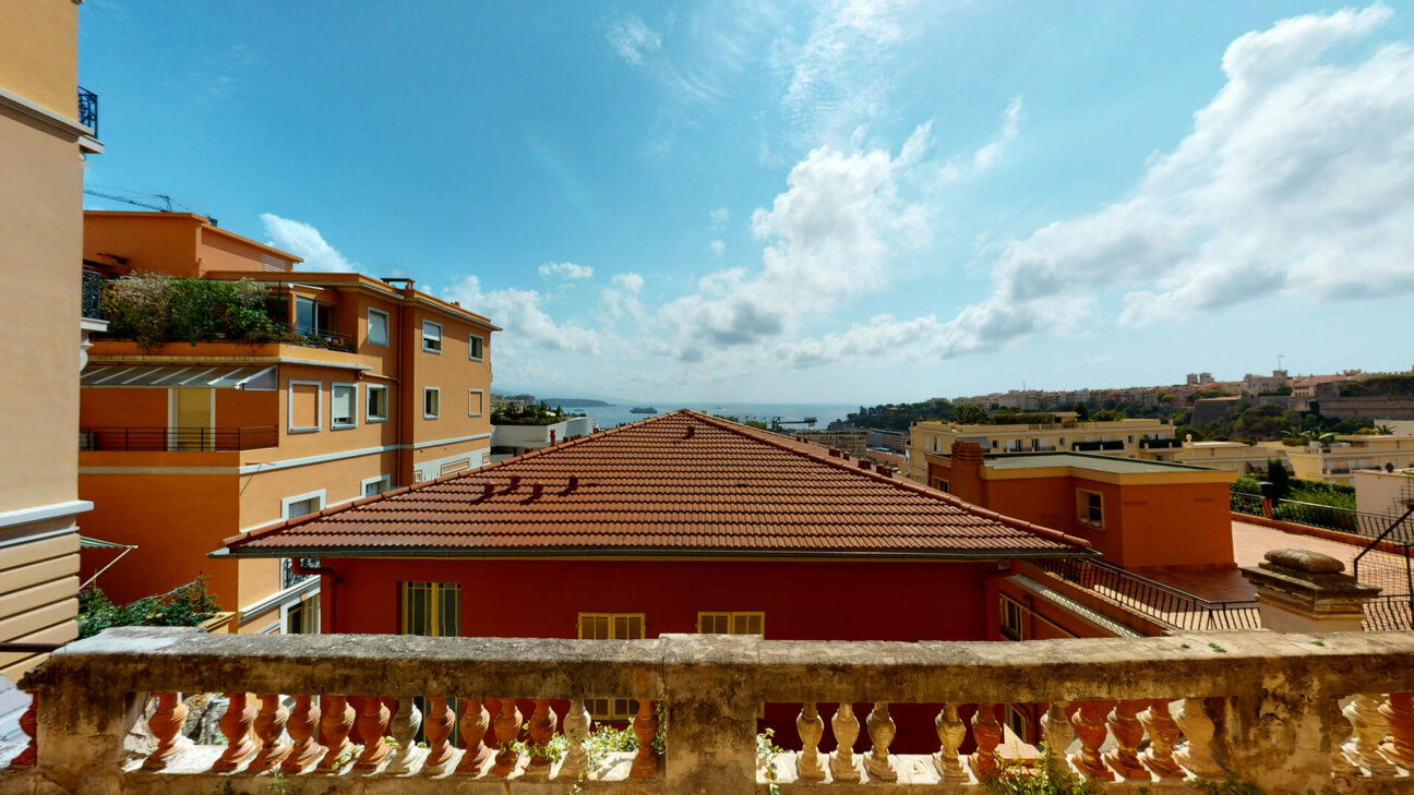 3 PIÈCES À LA VENTE - IMMEUBLE BOURGEOIS