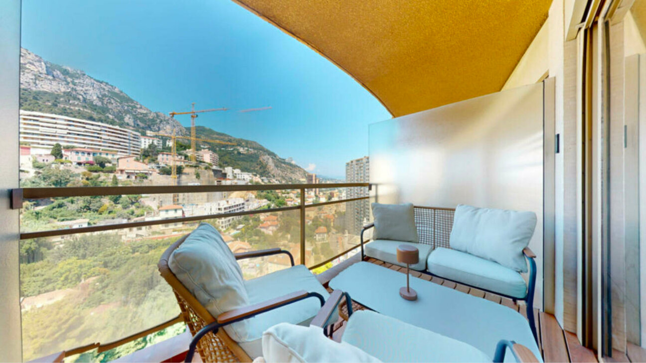 Annonciade – Studio moderne en étage élevé avec terrasse