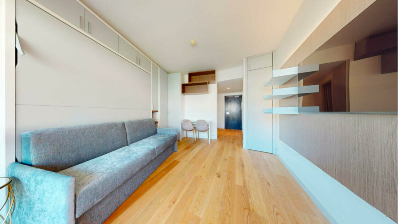 Annonciade – Studio moderne en étage élevé avec terrasse