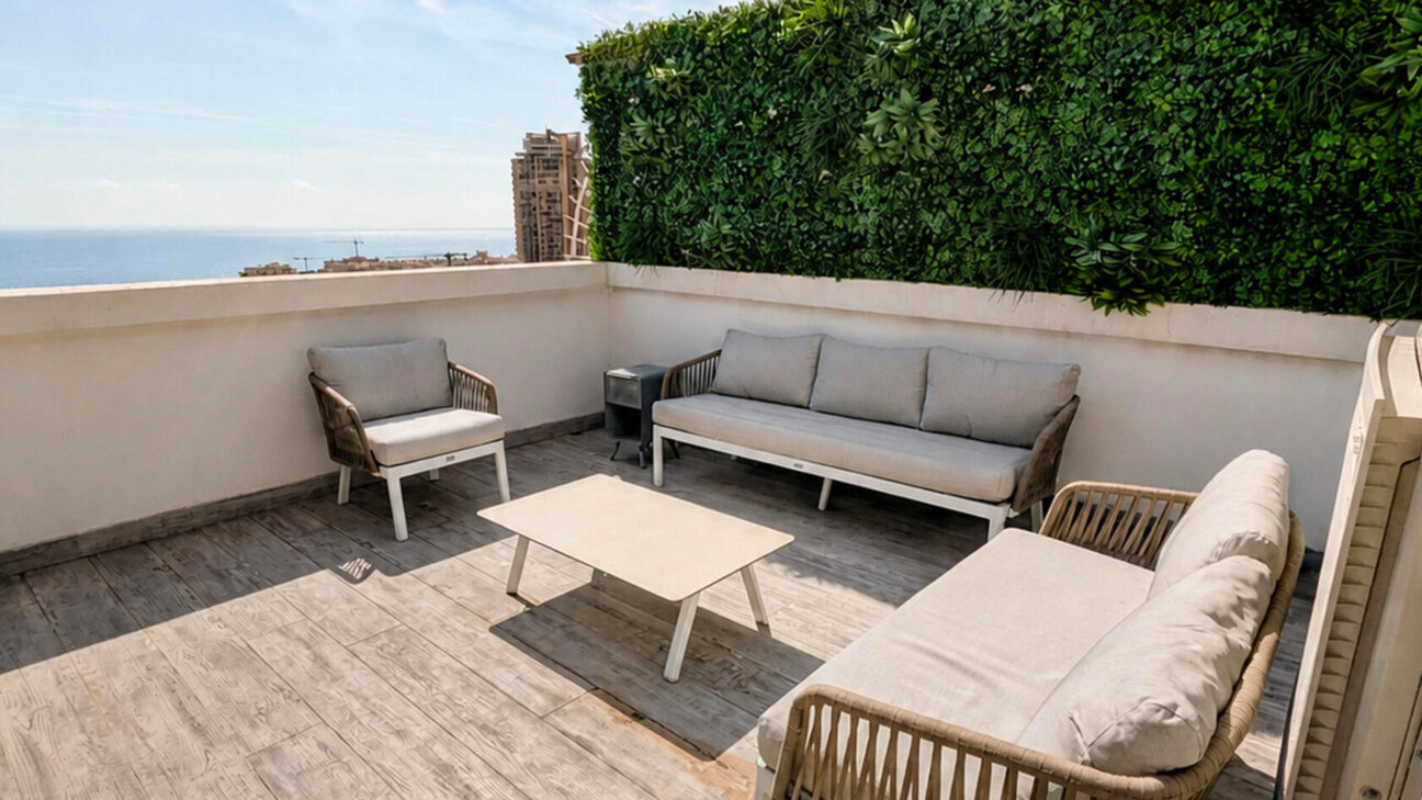 VILLA CAPRICE - TRIPLEX AVEC TERRASSE ROOF TOP - BEAUSOLEIL