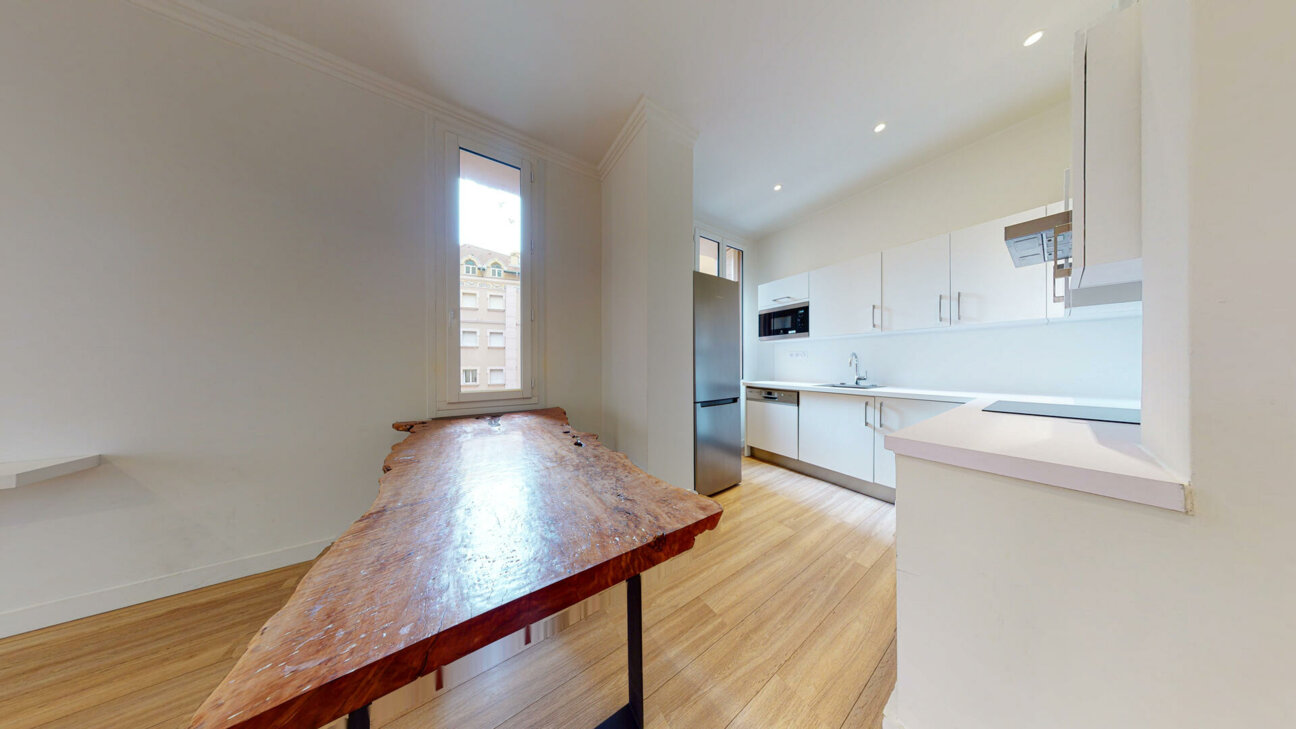 BEAUTIFUL 4-ROOM APARTMENT - LARVOTTO - UNDER LAW 887