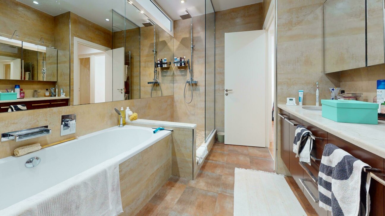 Appartement de 3 pièces avec cave - Front de Quai Antoine 1er - Vue Port Hercule & Monte-Carlo