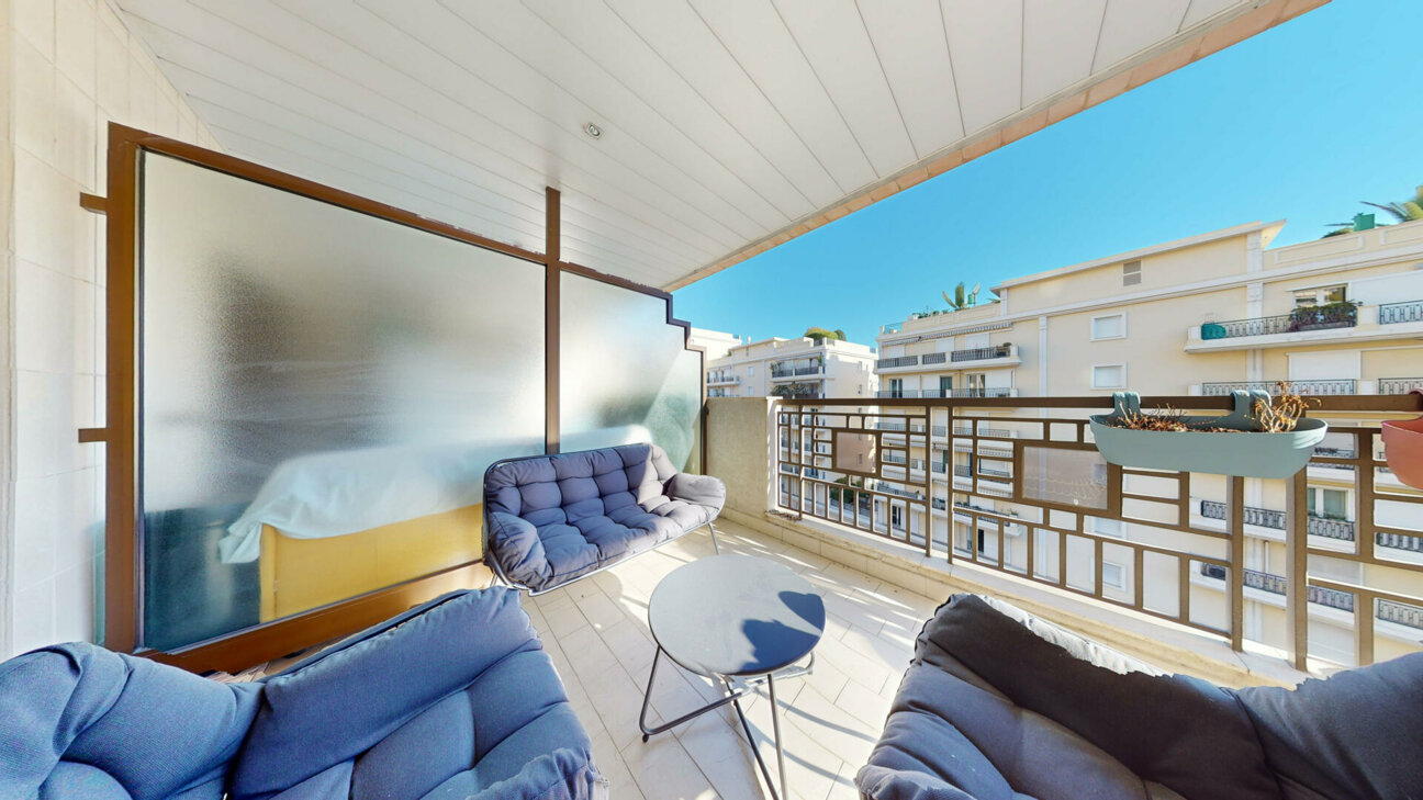 2 PIÈCES À LA CONDAMINE  - VENDU MEUBLÉ