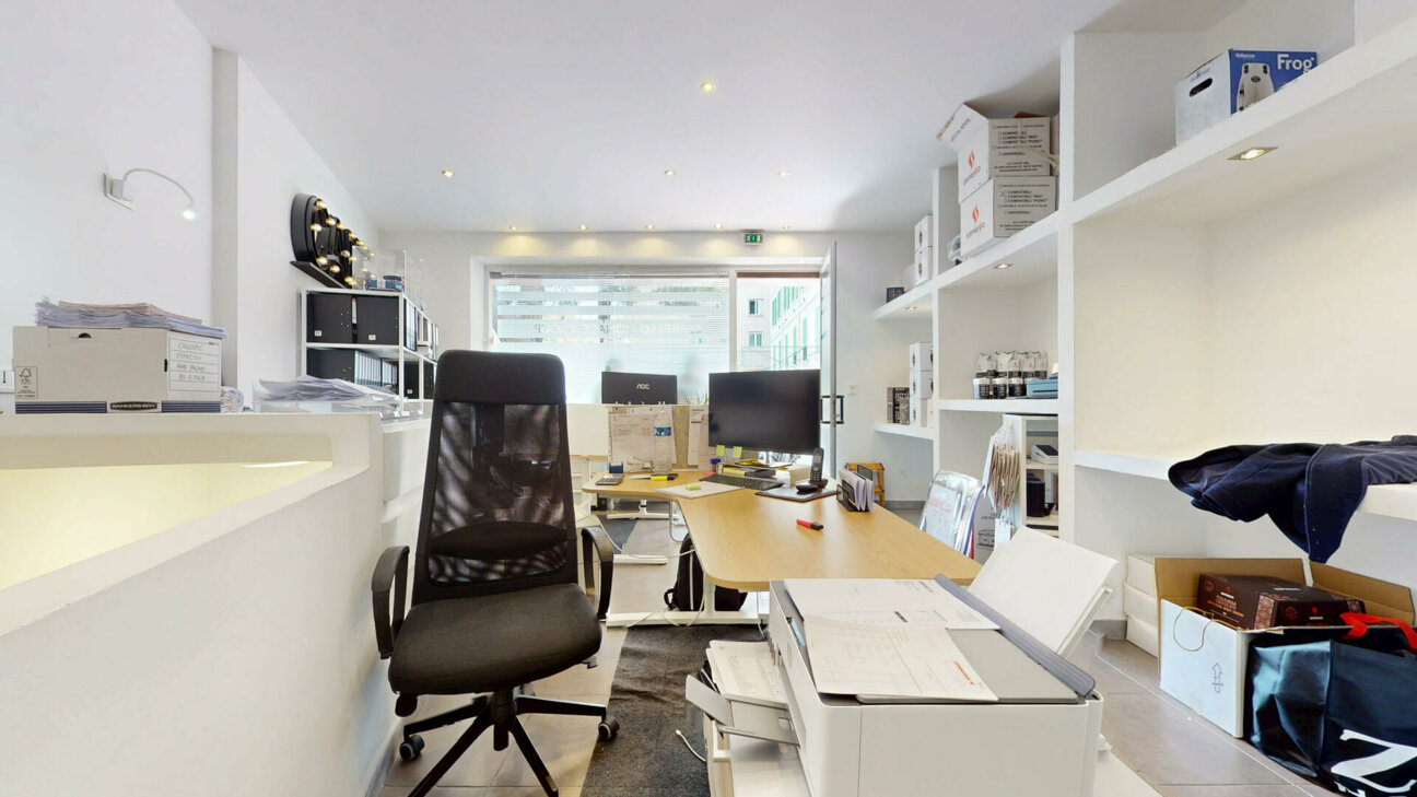 DROIT AU BAIL AVEC VITRINE - MONEGHETTI- BUREAU OU BOUTIQUE