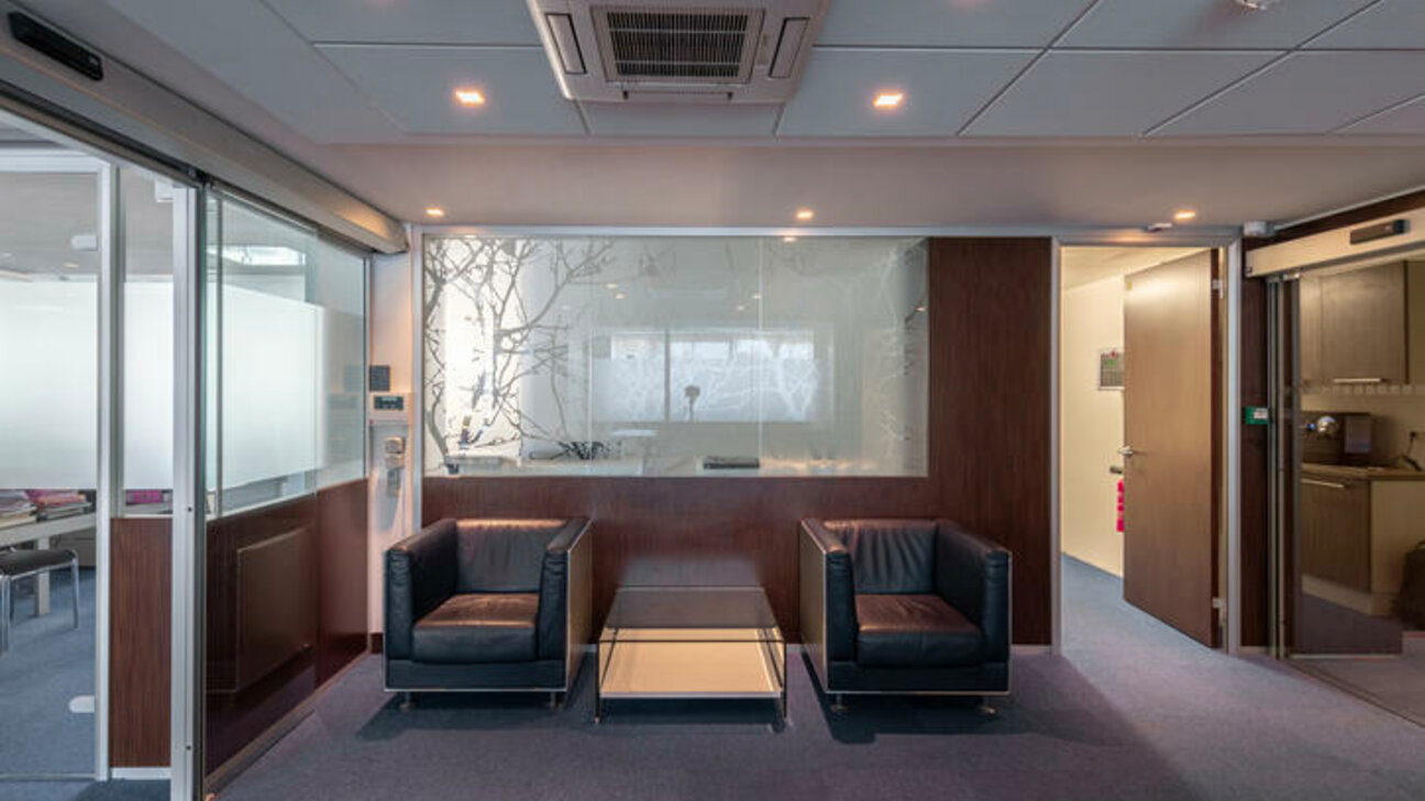 ENSEMBLE DI UFFICI - FONTVIEILLE