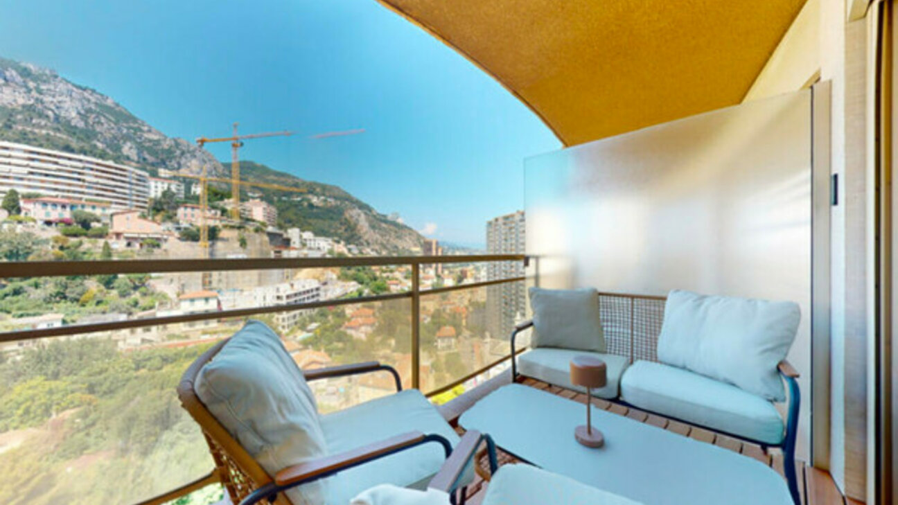 Annonciade – Studio moderne en étage élevé avec terrasse