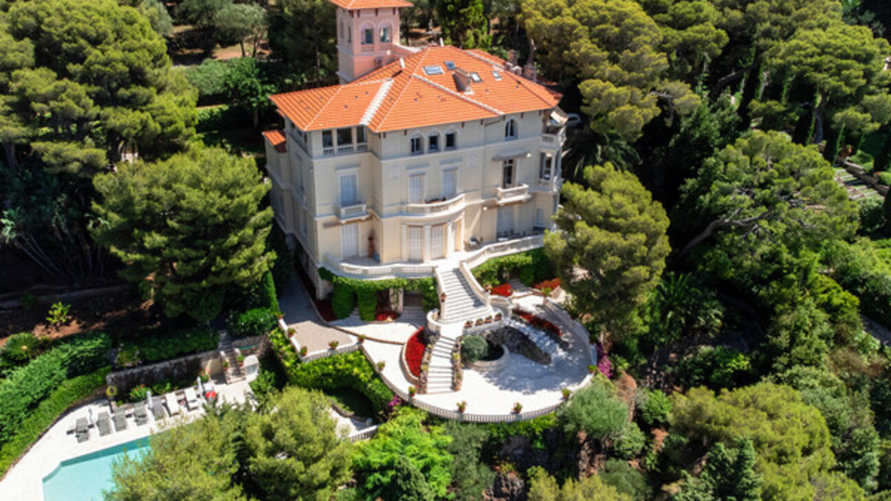 Proprietà rara: Eccezionale appartamento in una prestigiosa villa a Roquebrune-Cap-Martin